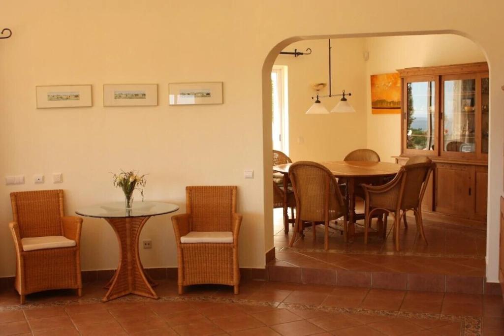 Villa With Beautiful See Views & Spacious Garden Ferragudo  Eksteriør bilde