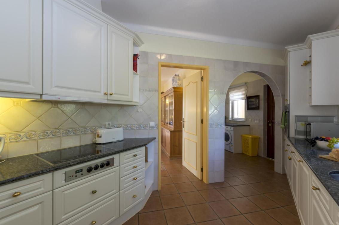 Villa With Beautiful See Views & Spacious Garden Ferragudo  Eksteriør bilde